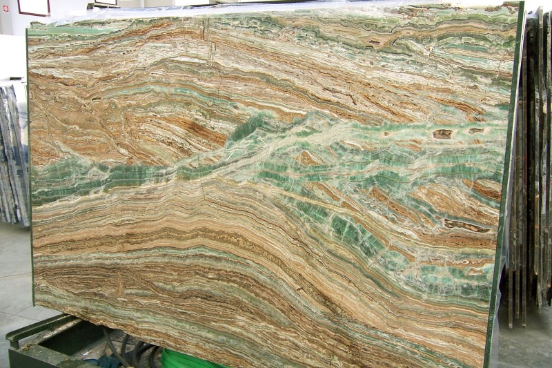 Слэбы оникса Onyx Smeralda Слэбы оникса Onyx Smeralda