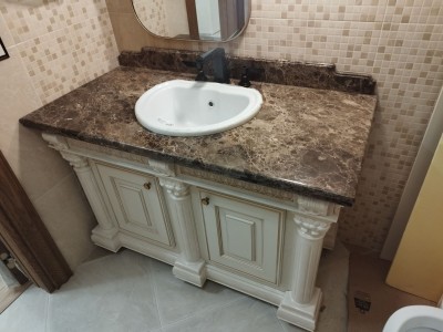 Столешница для ванной с тумбой - Мрамор CREMA MARFIL, Мрамор EMPERADOR DARK(8017) - февраль 2023
