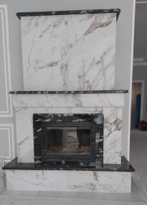 Полочки для камина и рамка для топки - Гранит ГРАНАТОВЫЙ АМФИБОЛИТ(8492) - май 2024