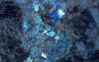 Гранит LABRADORITE BLUE MADAGASCAR (ЛАБРАДОРИТ БЛУ МАДАГАСКАР)