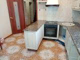 С такой формой столешницы - всё под рукой!