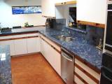 Столешница для кухни с фартуком, островом и подоконником  - Гранит AZUL BAHIA(249)